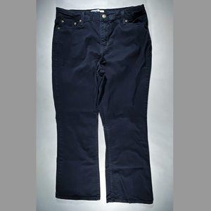 Signature by Levi Strauss Women's Boot Cut Jeans in Navy